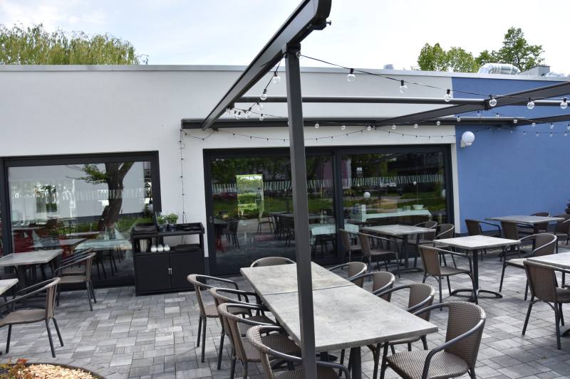 Sitzplätze auf der Terrasse